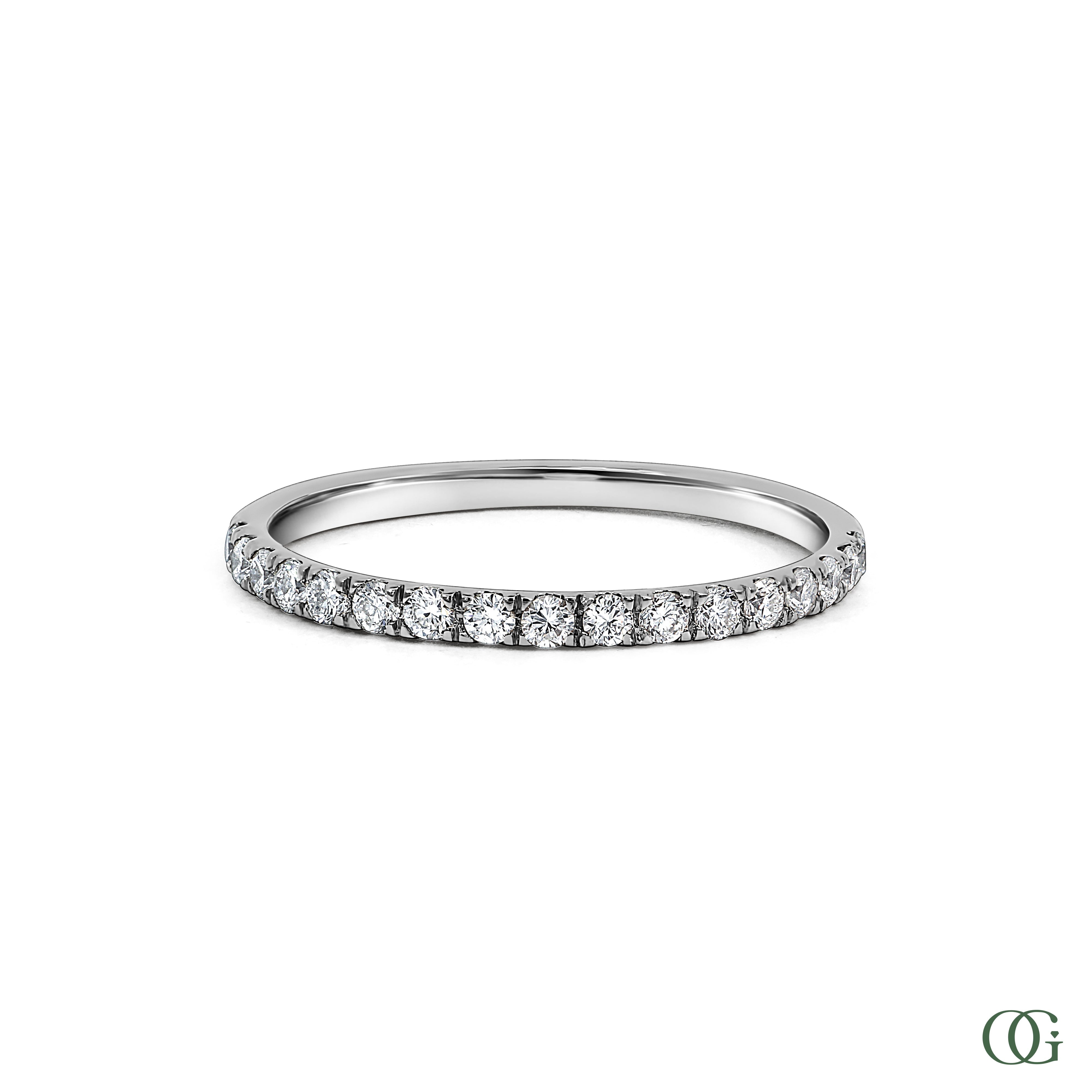Elegance Halfway Band (0.30 CTW)
